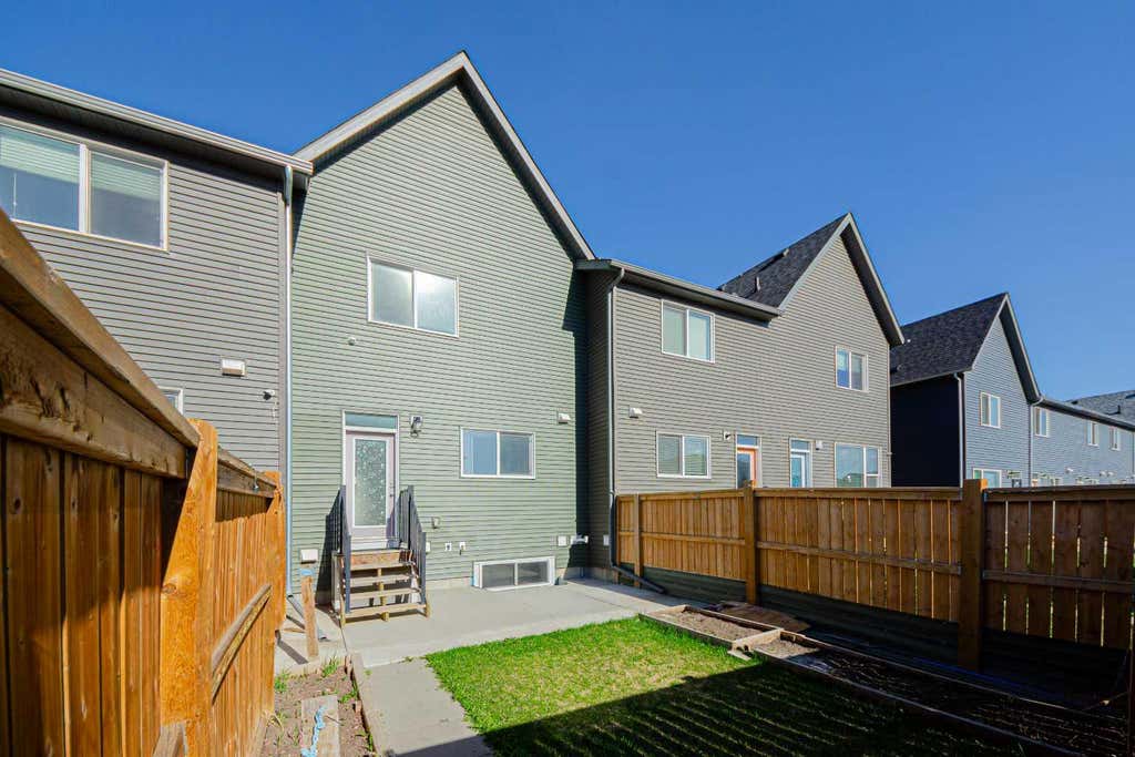 Photo of 83 Savanna Park NE, Calgary, AB T3J 0Y8 (MLS # A2335173)