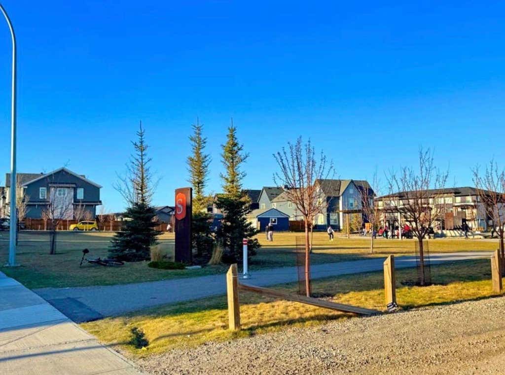 Photo of 83 Savanna Park NE, Calgary, AB T3J 0Y8 (MLS # A2335173)