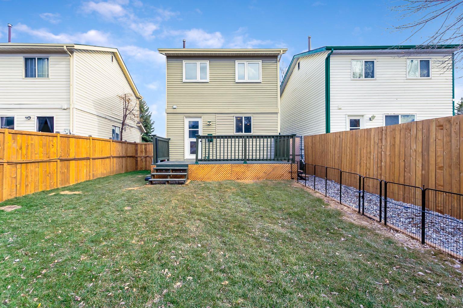 92 Riverbrook Place SE