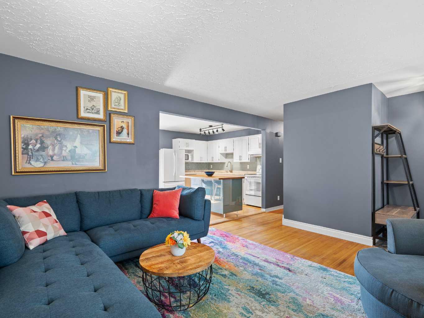 1989 Cottonwood Crescent SE