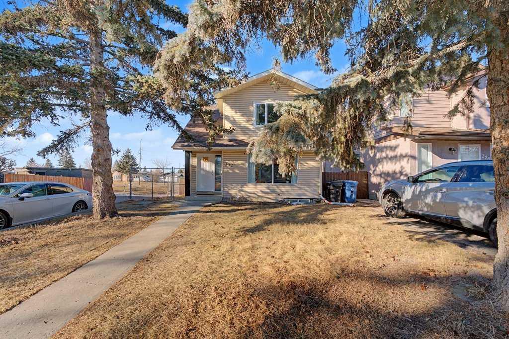 332 Abinger Crescent NE
