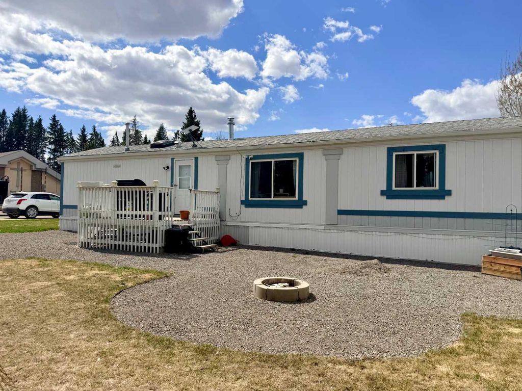 Photo of 106 3 Avenue, Leslieville, AB T0M 1H0 (MLS # A2309351)