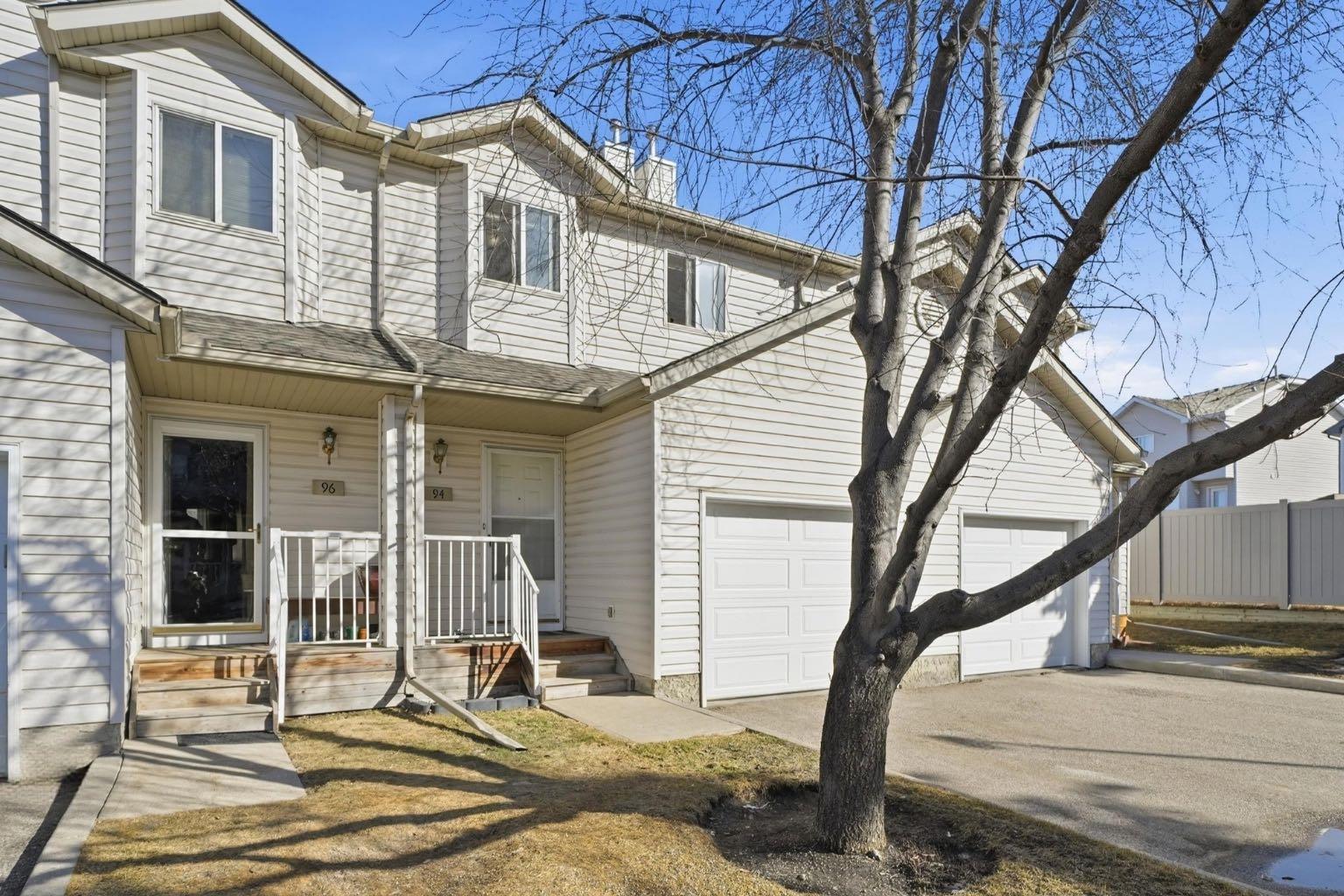 94 Mt Aberdeen Manor SE