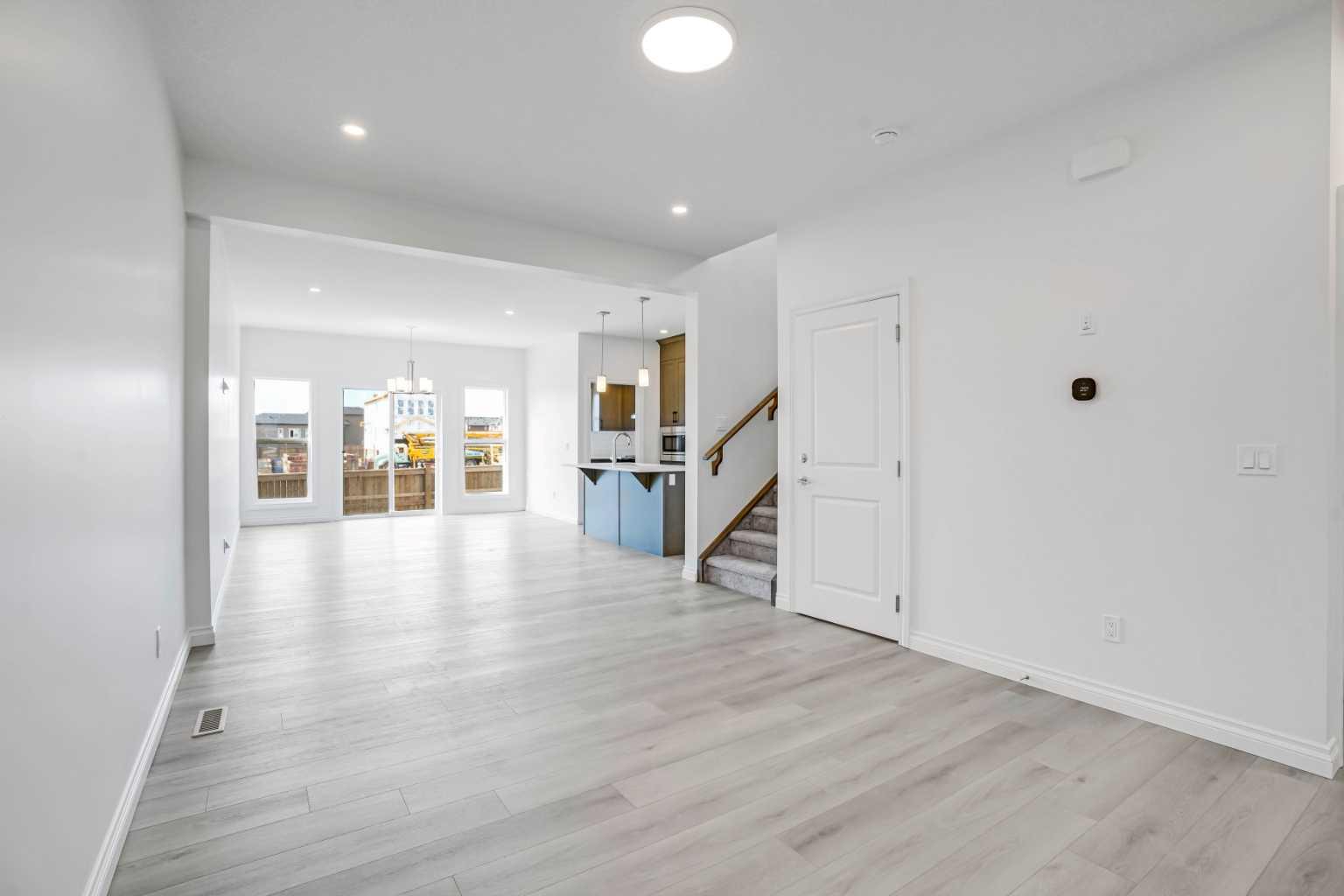 83 Homestead Common NE