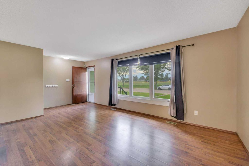 Photo of 3405 55 Avenue, Red Deer, AB T4N 5L4 (MLS # A2320811)