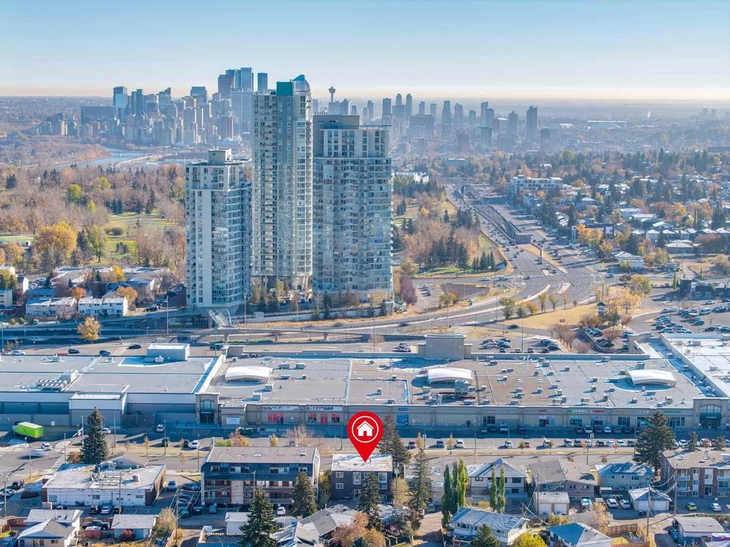Photo of 1121 37 Street SW, Calgary, AB T3C 1S5 (MLS # A2265250)