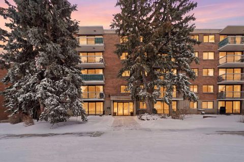 Photo of 521 57 Avenue SW #103, Calgary, AB T2V 4N5 (MLS # A2303863)