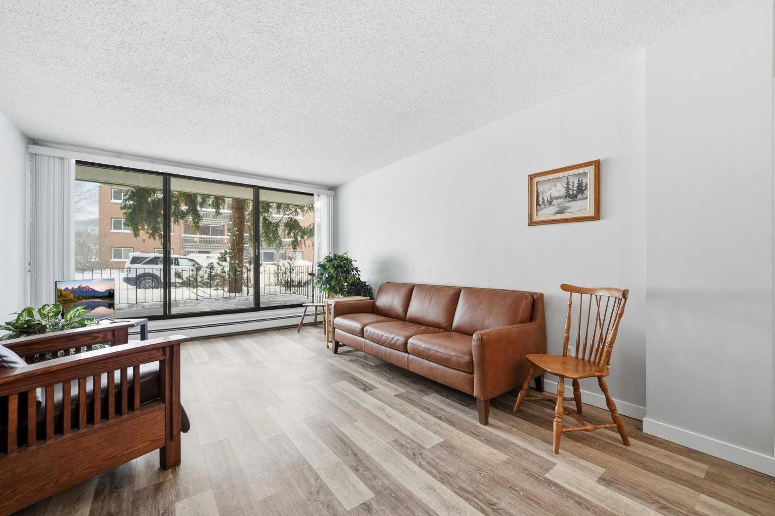 521 57 Avenue SW 103