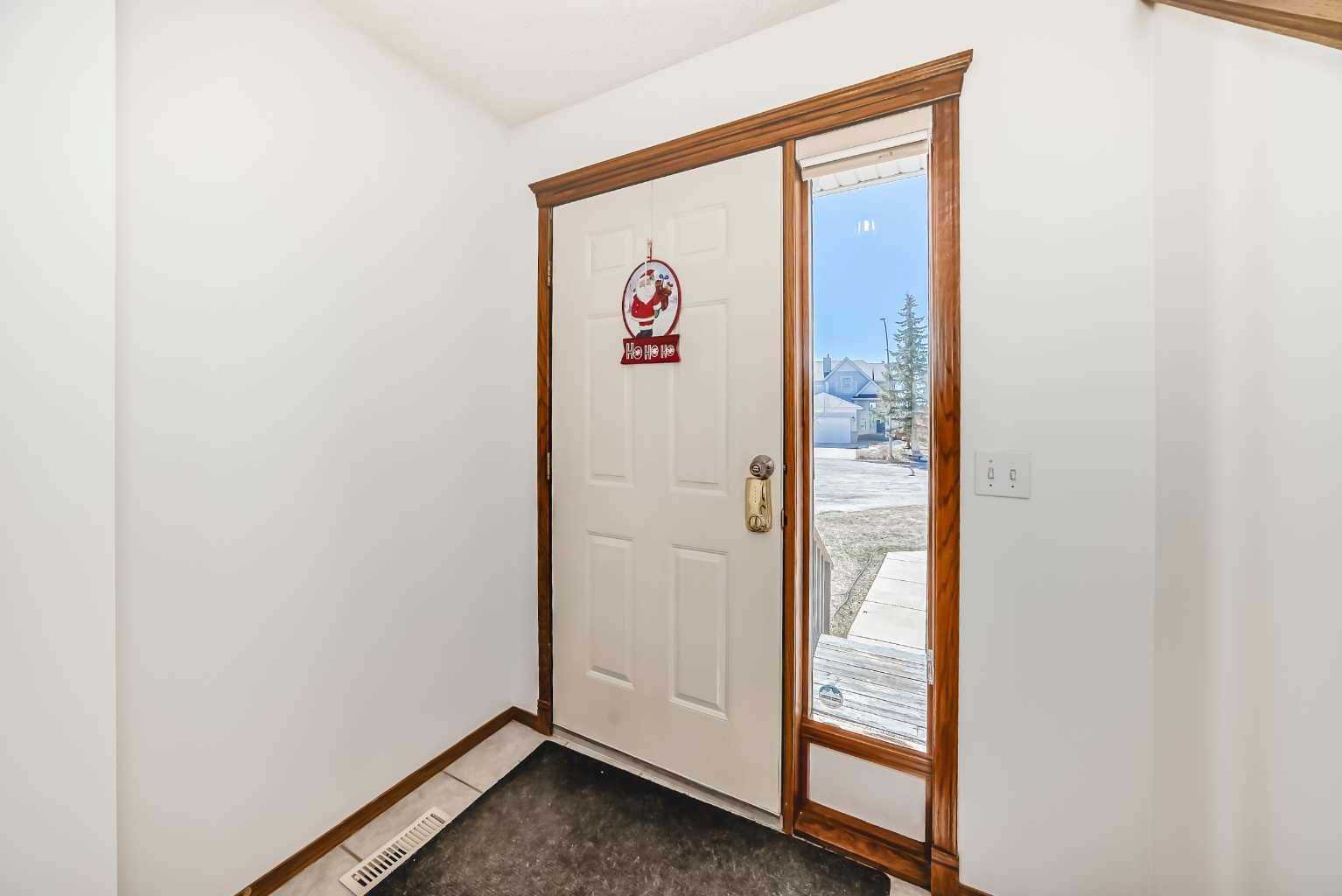 141 Arbour Crest Mews NW