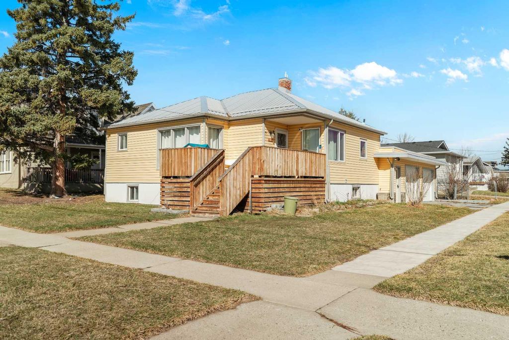 Photo of 305 2 Avenue W, Cardston, AB T0K 0K0 (MLS # A2294951)