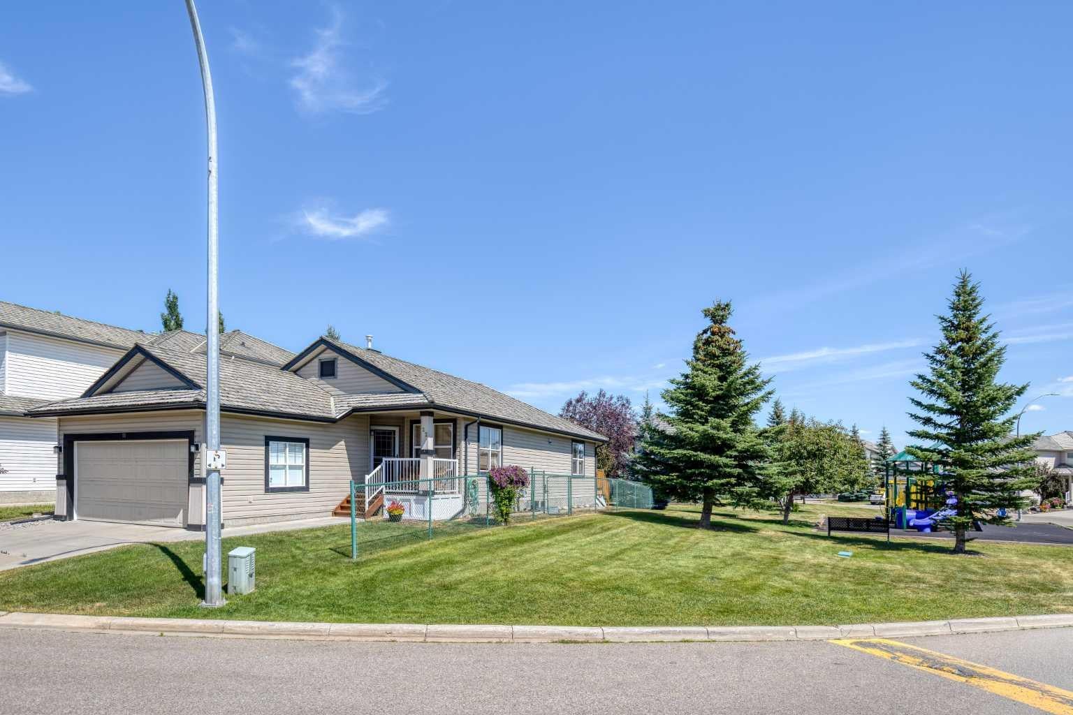 22 Glensummit Close