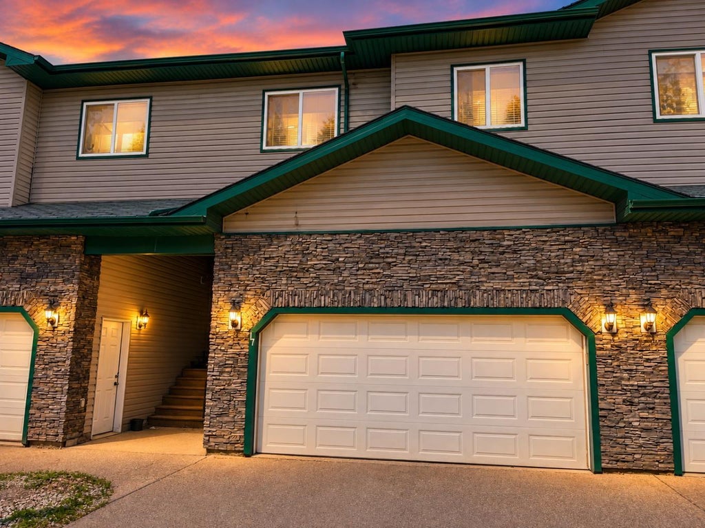 Photo of 193 O'coffey Crescent #17, Fort McMurray, AB T9K 0B7 (MLS # A2344235)