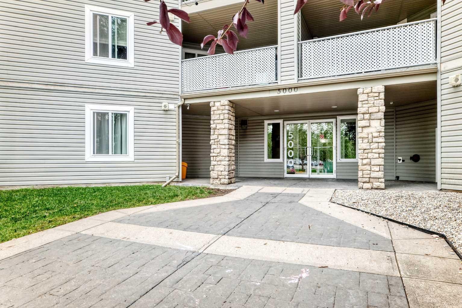 604 8 Street SW 5208A