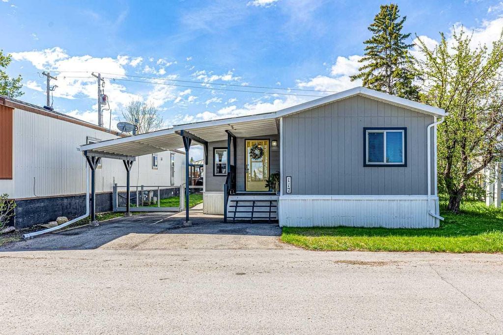 Photo of 117 Sunset Way, High River, AB T1V 1J4 (MLS # A2313307)