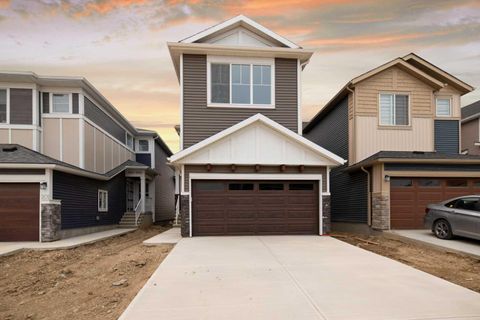 Photo of 205 Homestead Terrace NE, Calgary, AB T3J 5R8 (MLS # A2252421) Photo of 205 Homestead Terrace NE, Calgary, AB T3J 5R8 (MLS # A2252421)
