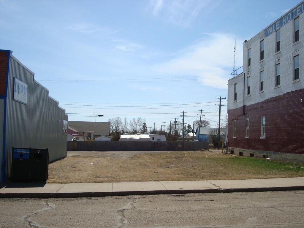 Photo of 207,209 Main Street, Trochu, AB T0M 2C0 (MLS # A1094293)