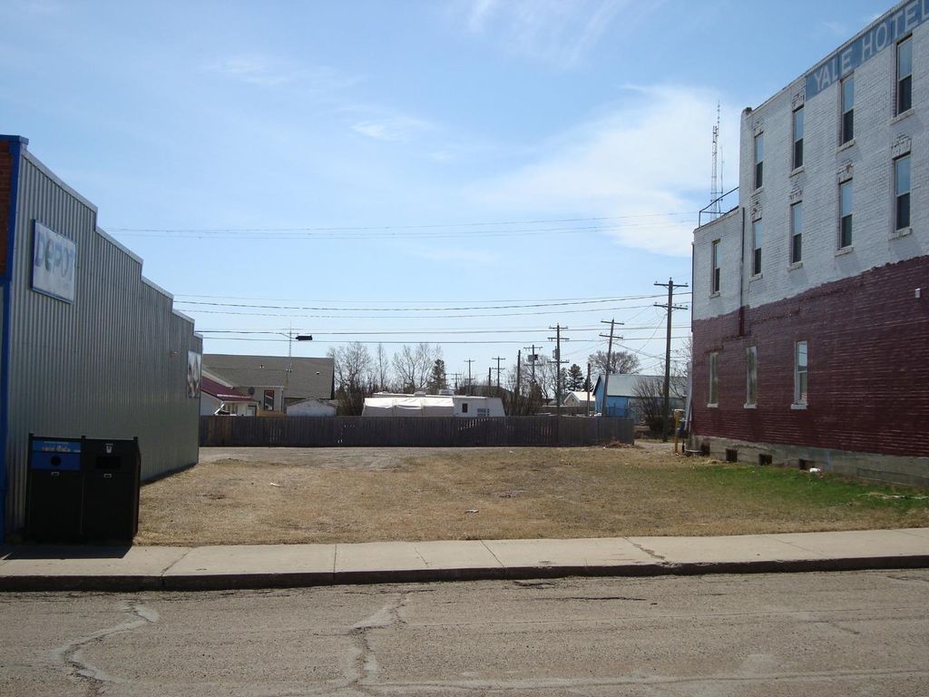 Photo of 207,209 Main Street, Trochu, AB T0M 2C0 (MLS # A1094293)