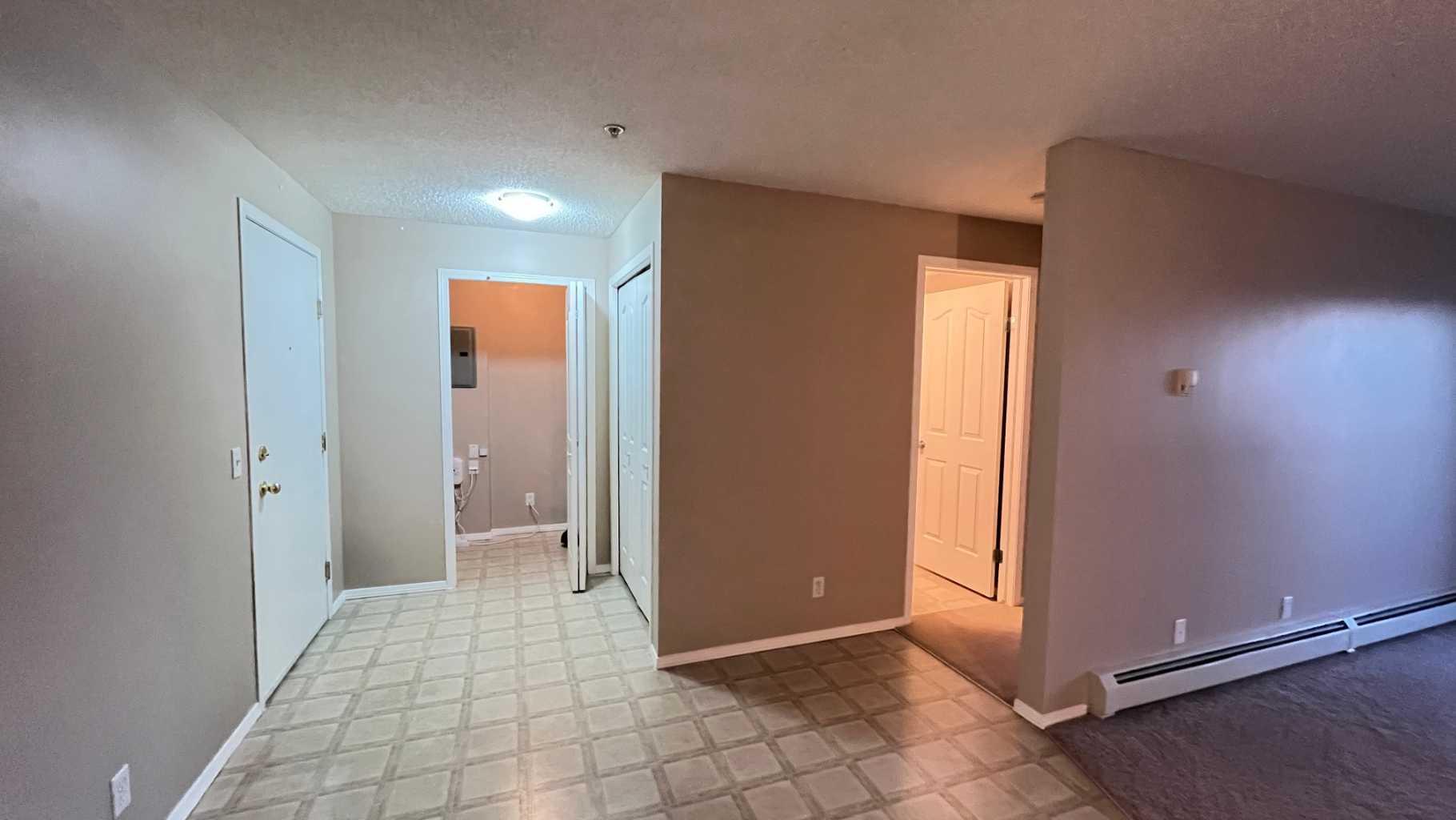 12 Cimarron Common 1208