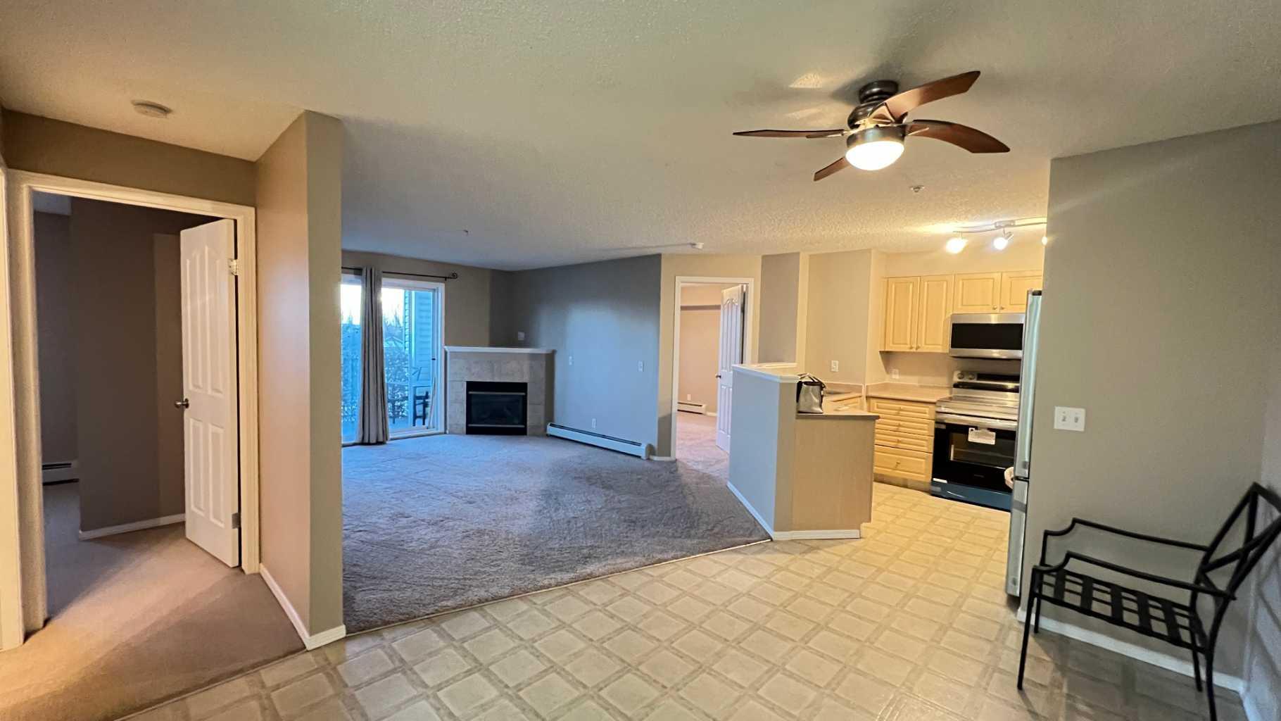 12 Cimarron Common 1208