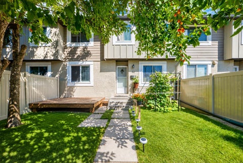 Photo of 4936 Dalton Drive NW #44, Calgary, AB T3A 2E4 (MLS # A2339929)