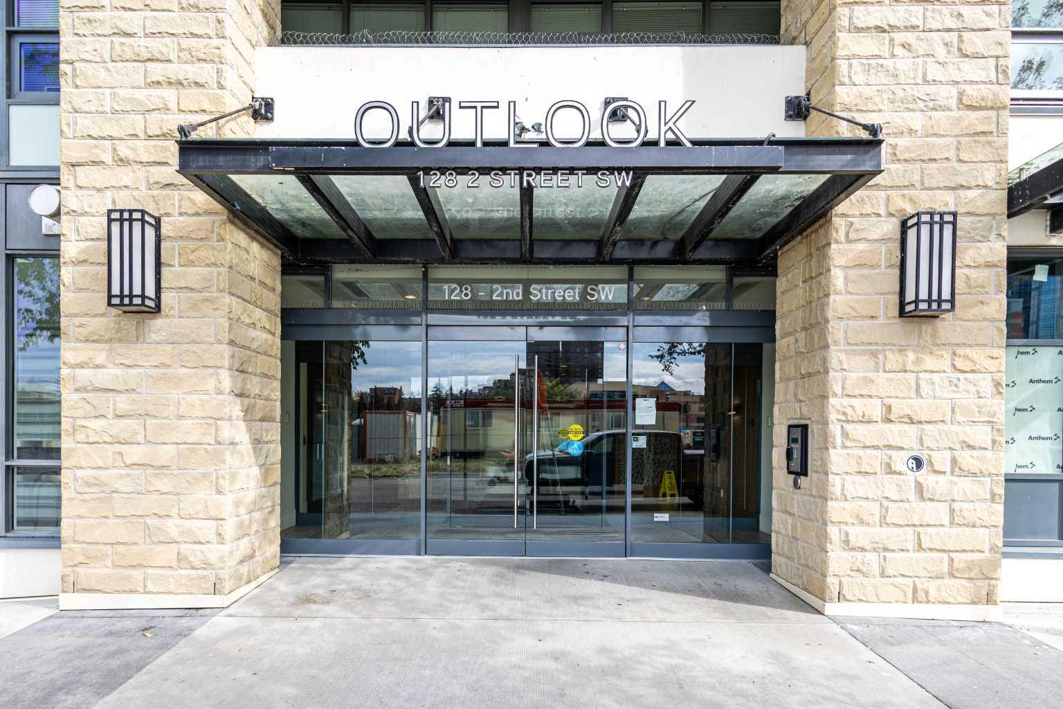 128 2 Street SW 1205
