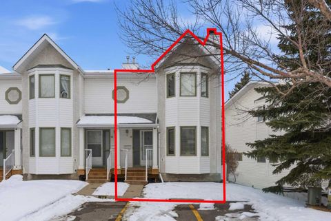 Photo of 59 Abbeydale Villas NE, Calgary, AB T2A 7P6 (MLS # A2294546)