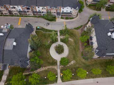 70 Panamount Drive NW 3304 Calgary AB T3K 6K3