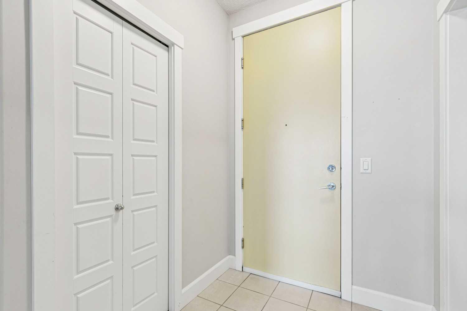 830 Centre Avenue NE 403