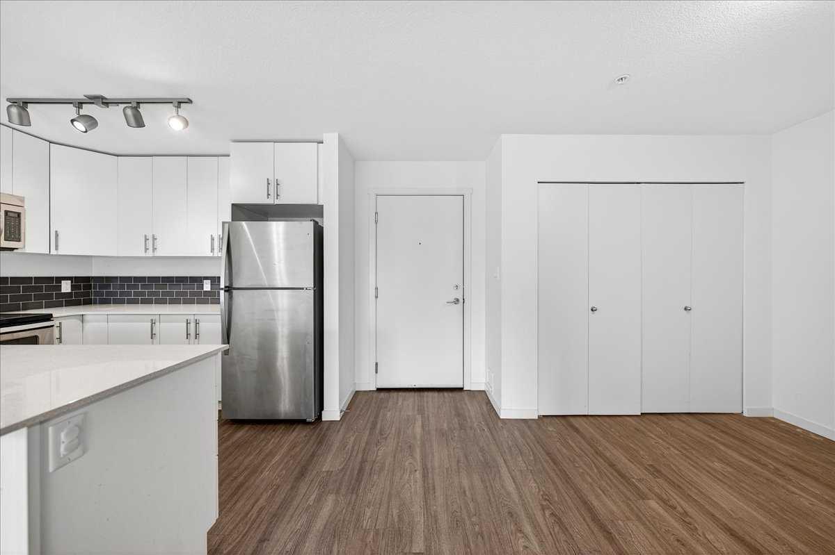 181 Skyview Ranch Manor NE 2308