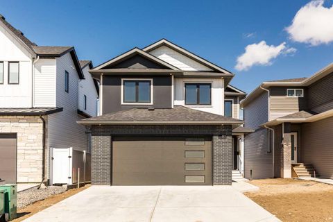 Photo of 561 Malahat Green W, Lethbridge, AB T1J 5H1 (MLS # A2301347)