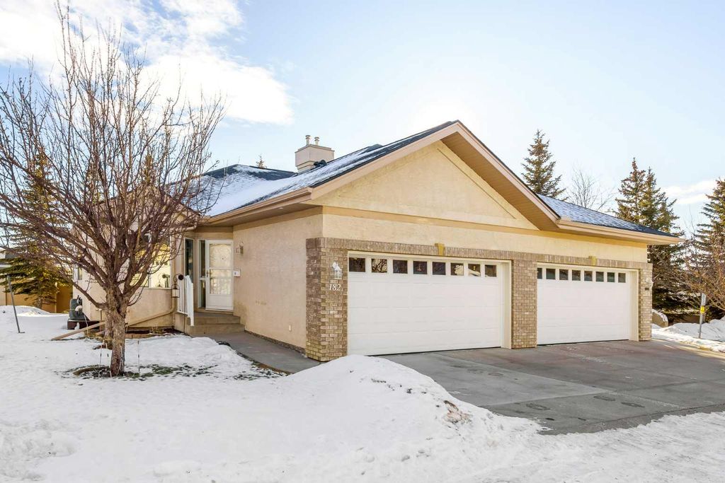 Photo of 10888 Panorama Hills Boulevard NW #182, Calgary, AB T3K 5L1 (MLS # A2278022)