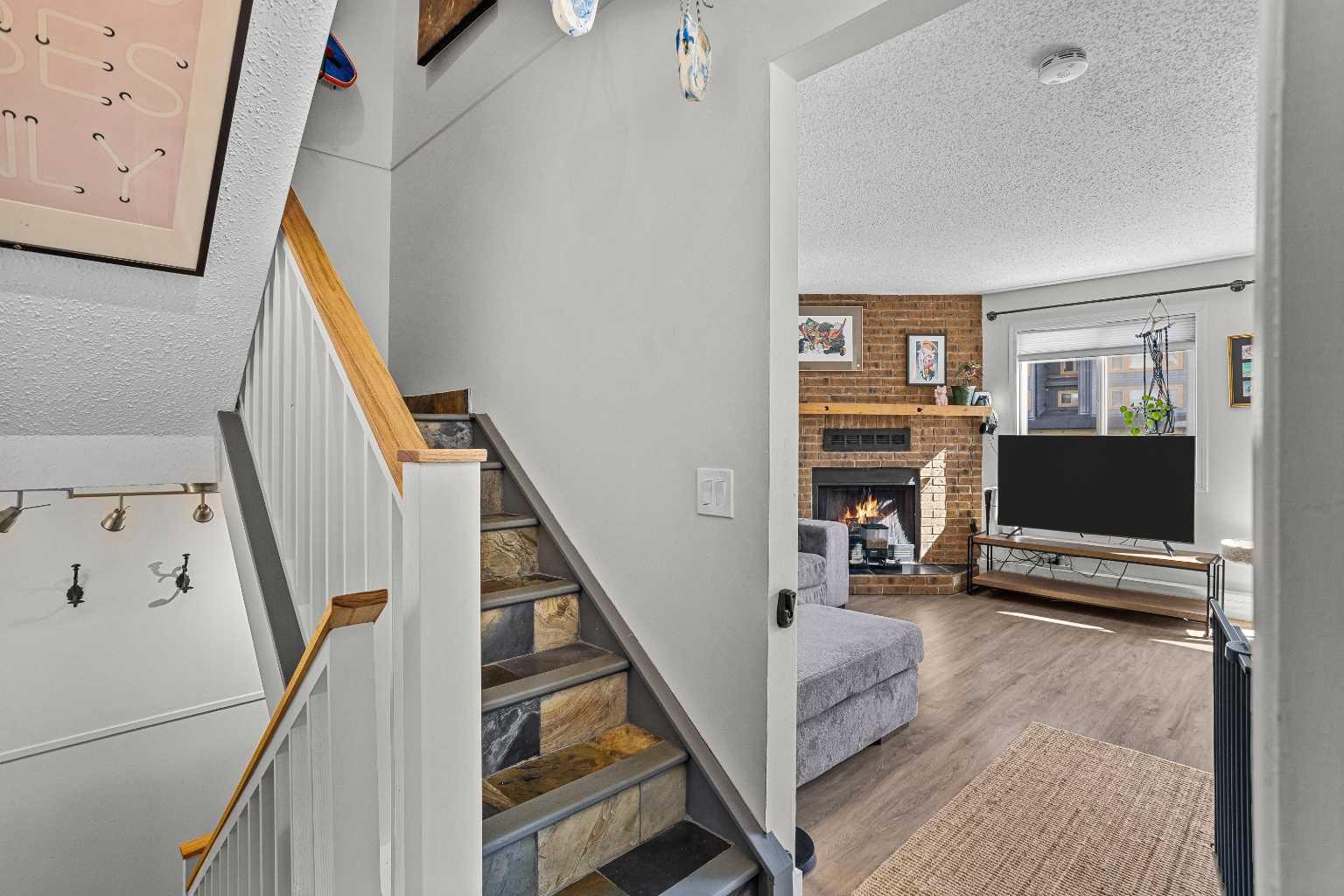 1119 Railway Ave 23