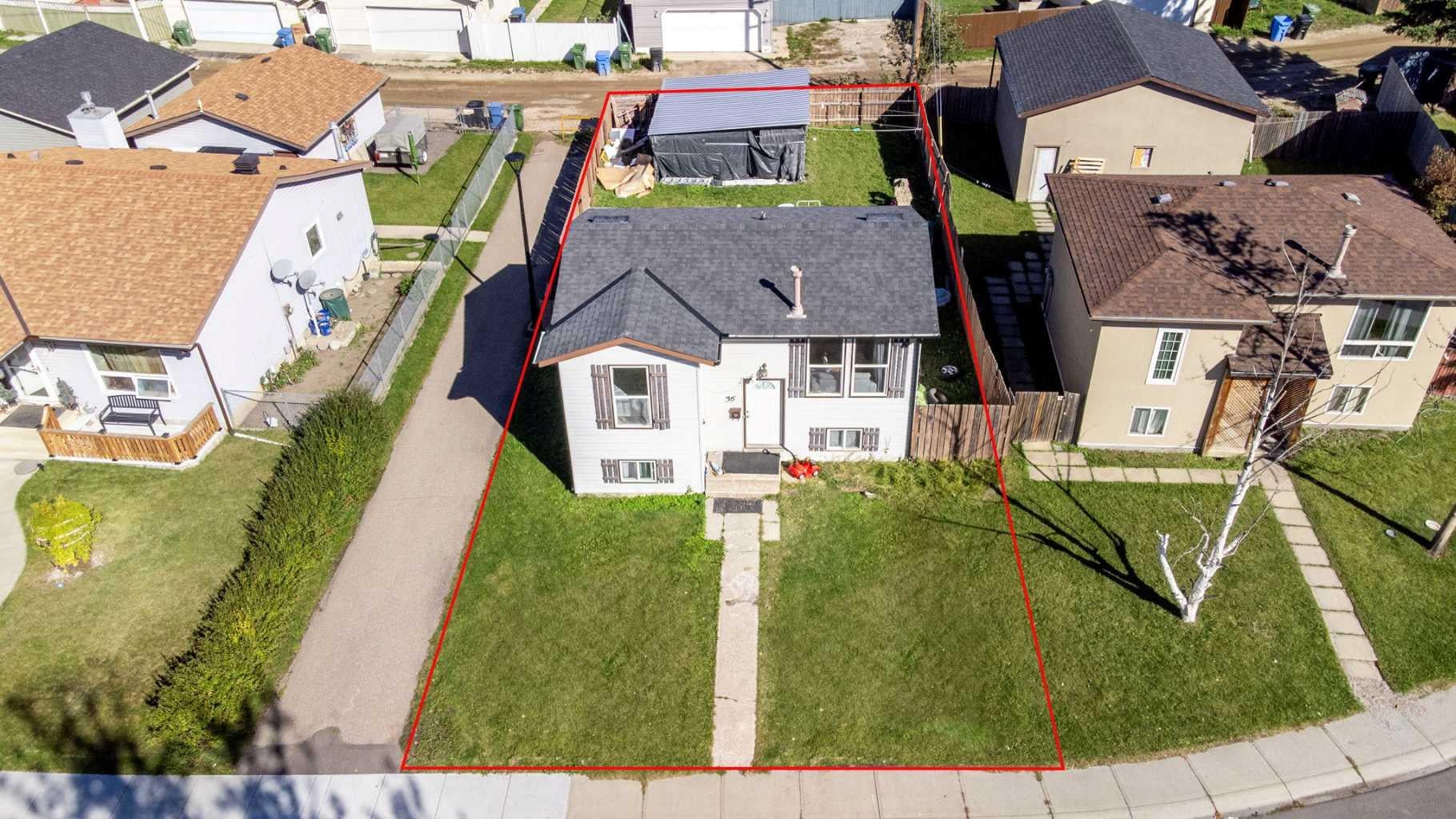 36 Castlebrook Rise NE