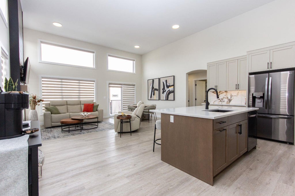 Photo of 224 Emerald Drive, Red Deer, AB T4P 3E2 (MLS # A2318556)