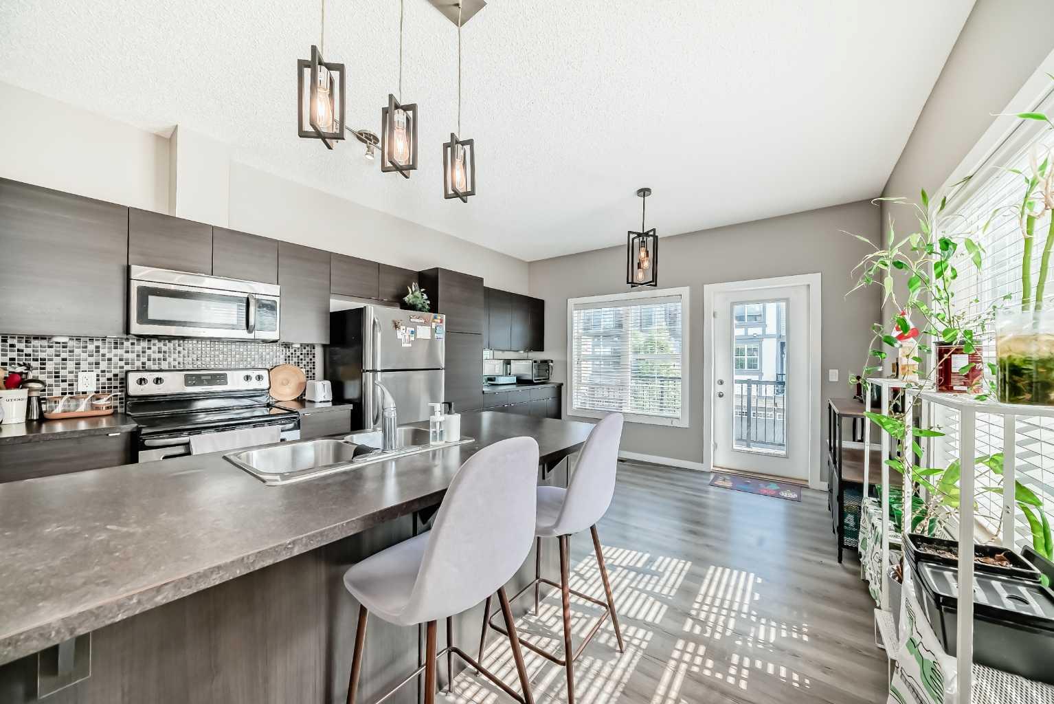 130 New Brighton Way SE 453