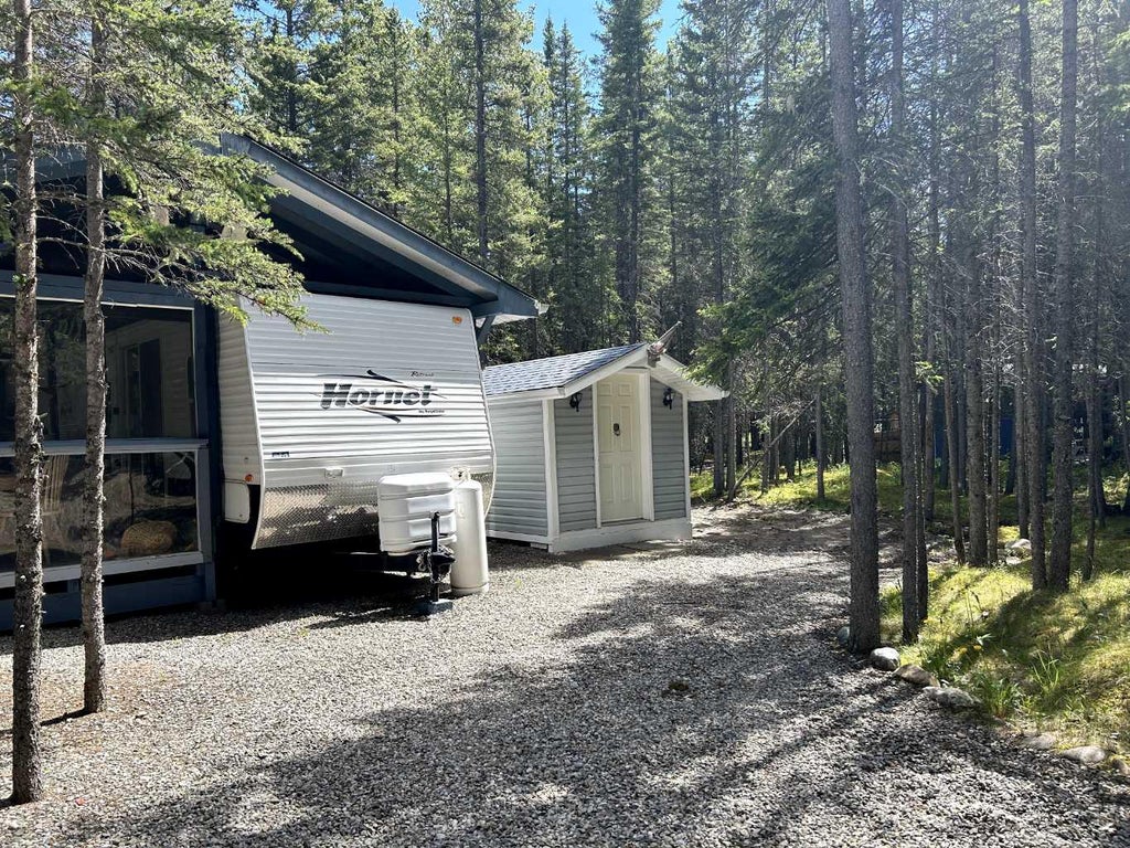 Photo of 32380 Range Road 55, Rural Mountain View County, AB T0M 1X0 (MLS # A2324387)