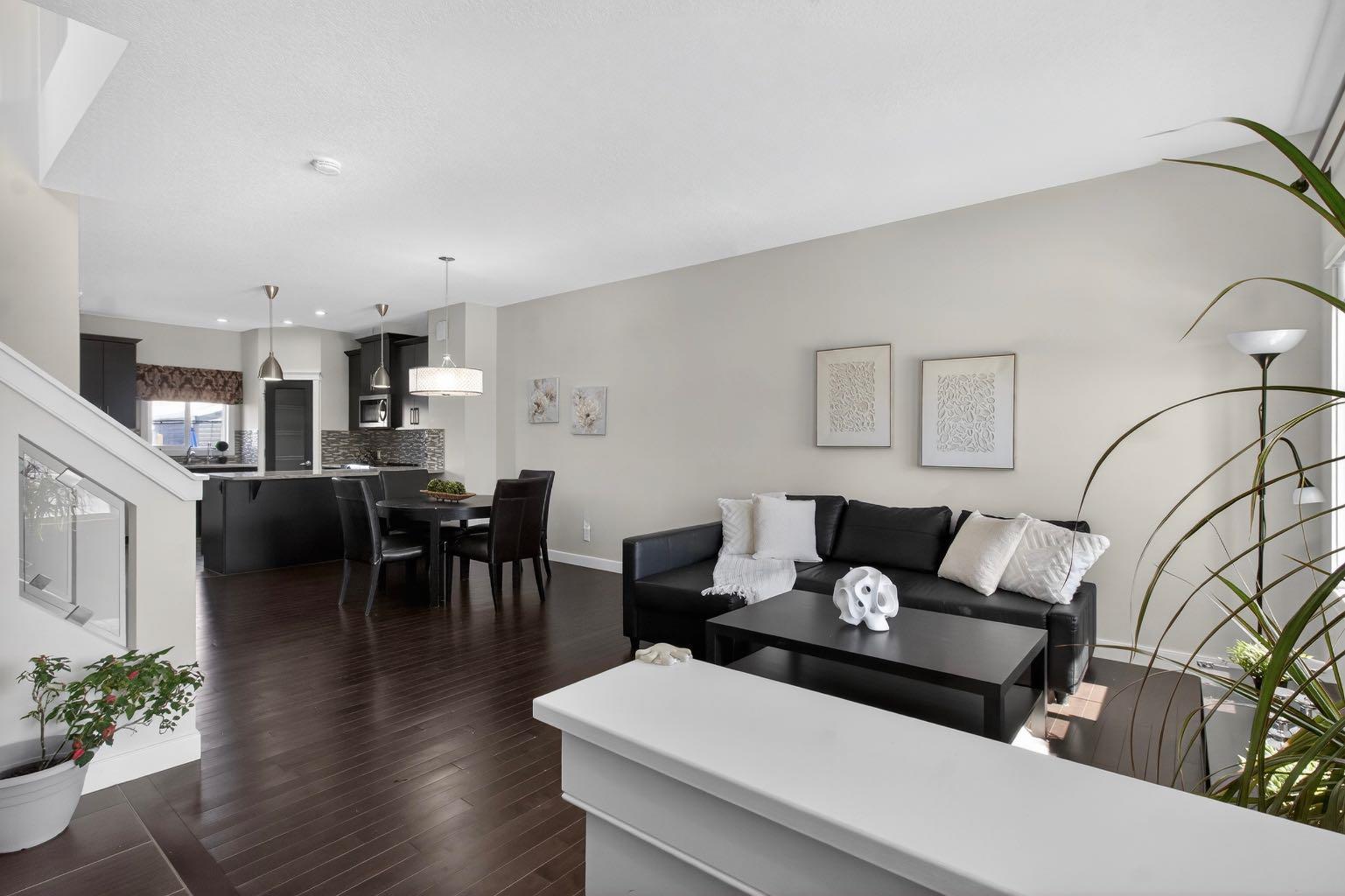 258 Redstone Drive NE