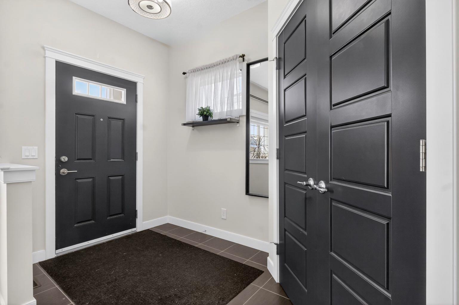 258 Redstone Drive NE