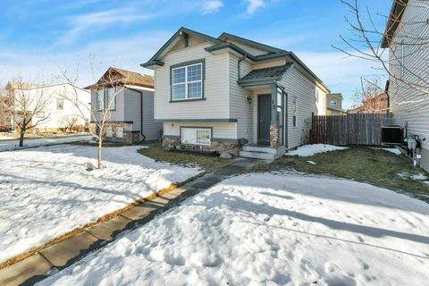 15 Jacobs Close Red Deer AB T4P 4C8