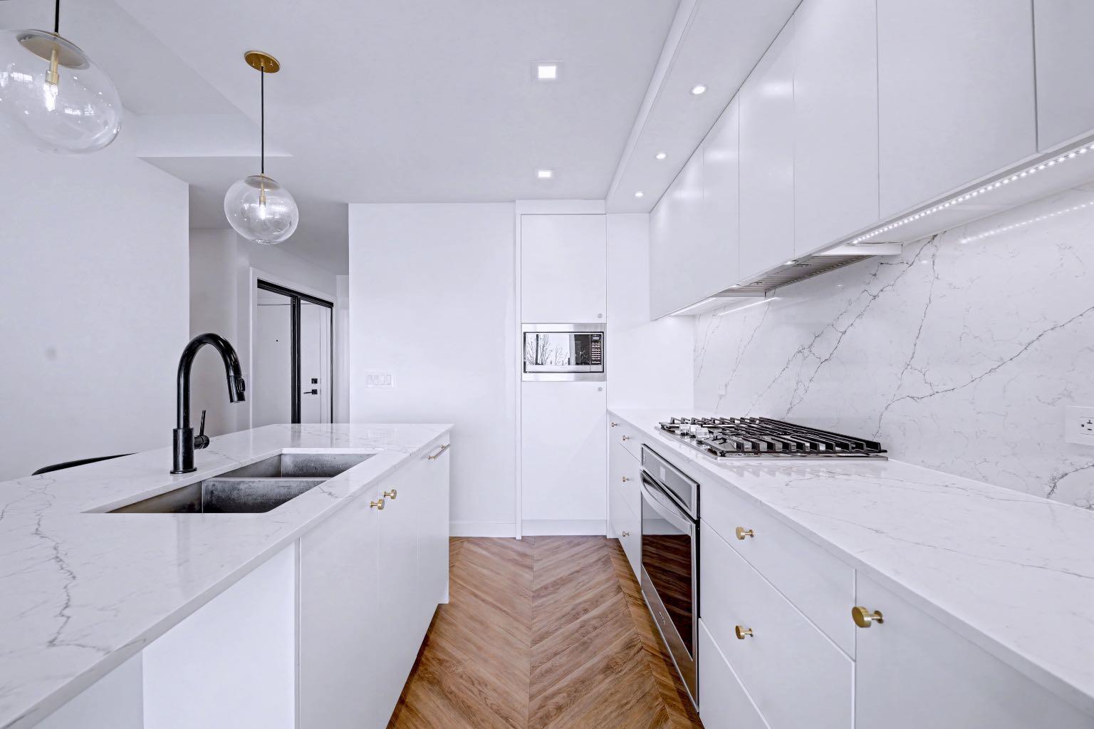 8505 Broadcast Avenue SW 303