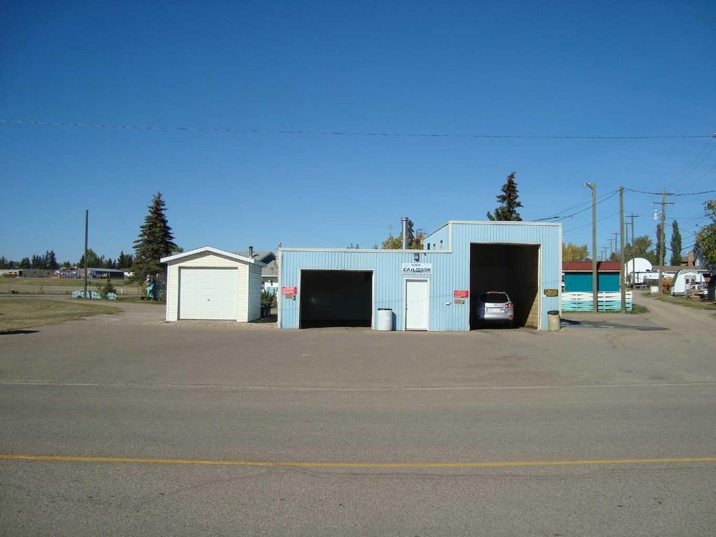 Photo of 116 1st Avenue, Trochu, AB T0M 2C0 (MLS # A2300868)