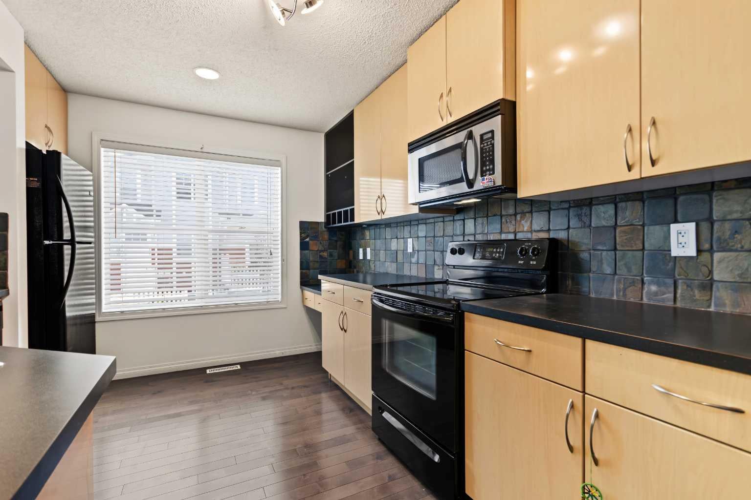 3240 New Brighton Gardens SE