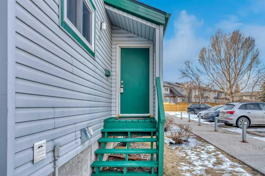 Photo of 131 Templehill Drive NE #29, Calgary, AB T2Y 4T1 (MLS # A2287409)