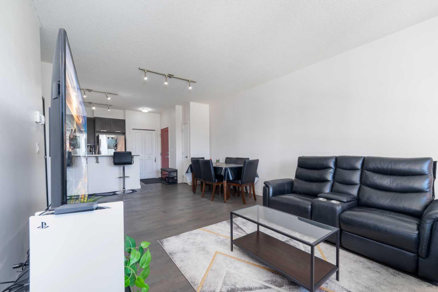 175 Silverado Boulevard SW 2205