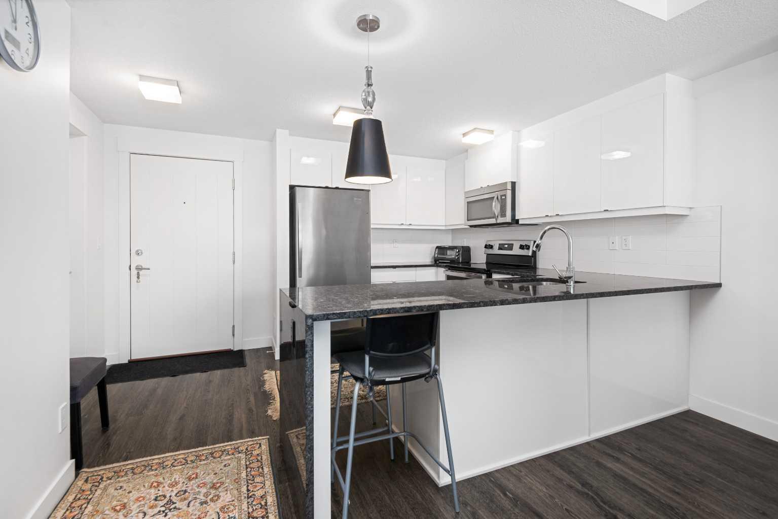 45 Aspenmont Heights SW 305