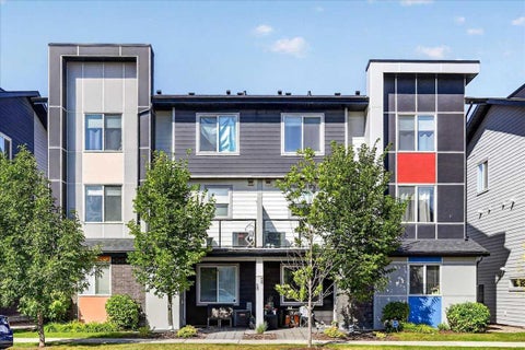 Photo of 26 Redstone Way NE, Calgary, AB T3N 1M6 (MLS # A2343495)