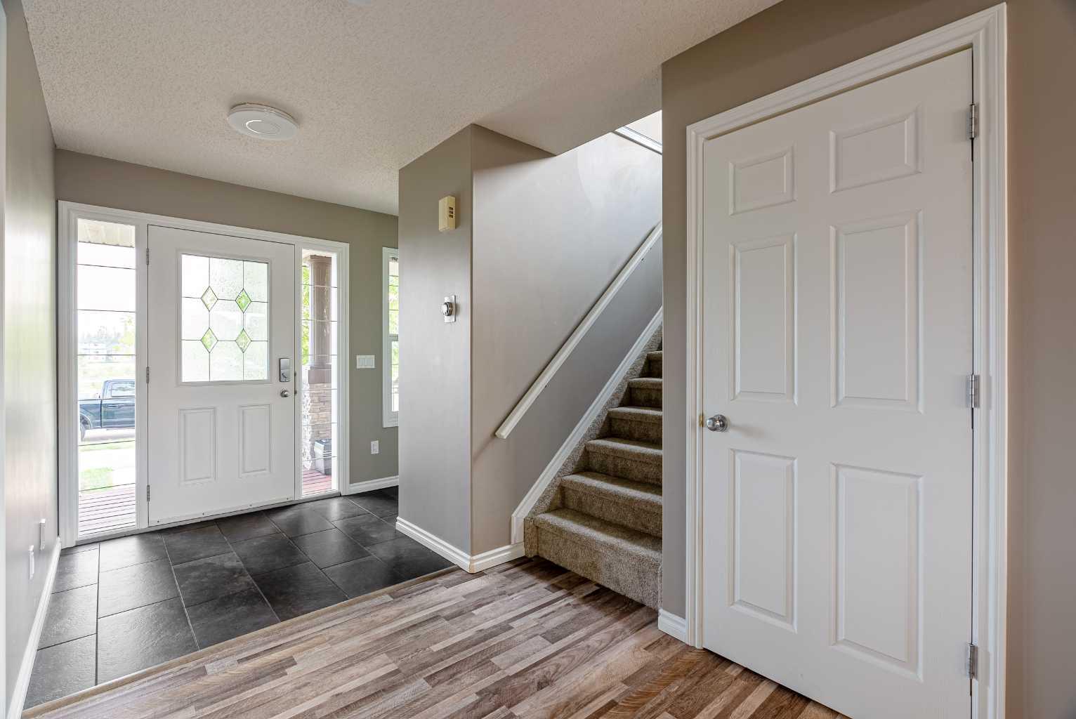 203 Loutit Road