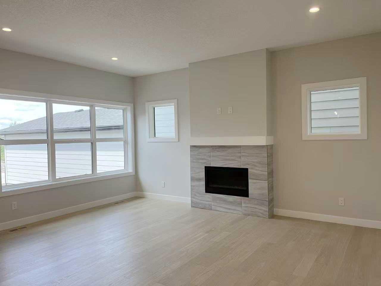 101 Treeline Manor SW