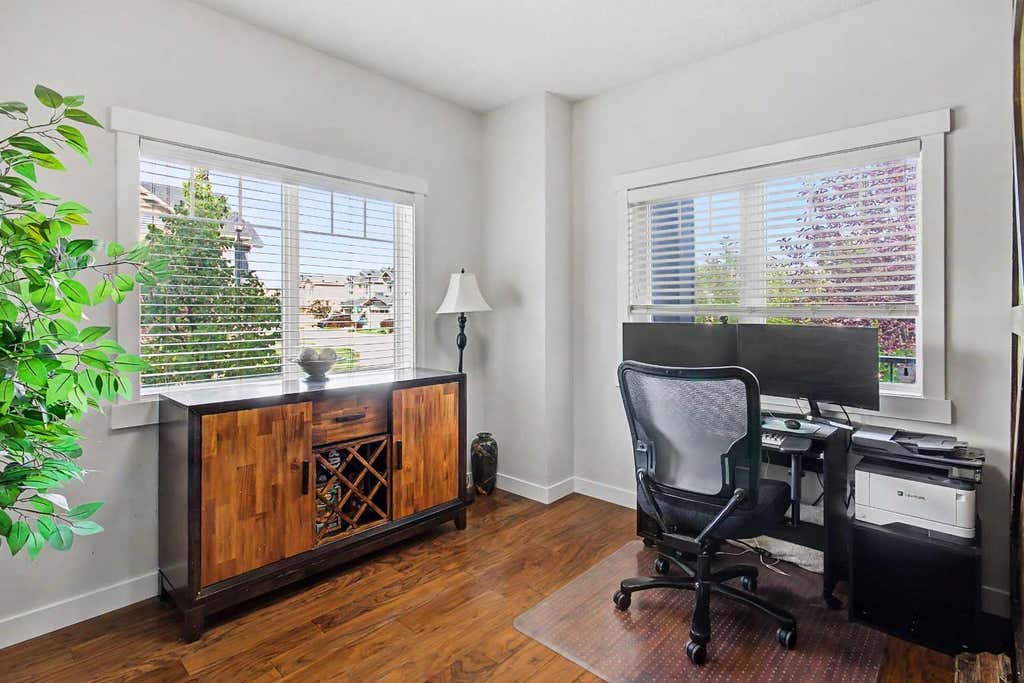 Photo of 2 Baywater Cape, Airdrie, AB T4B 0B3 (MLS # A2338217)