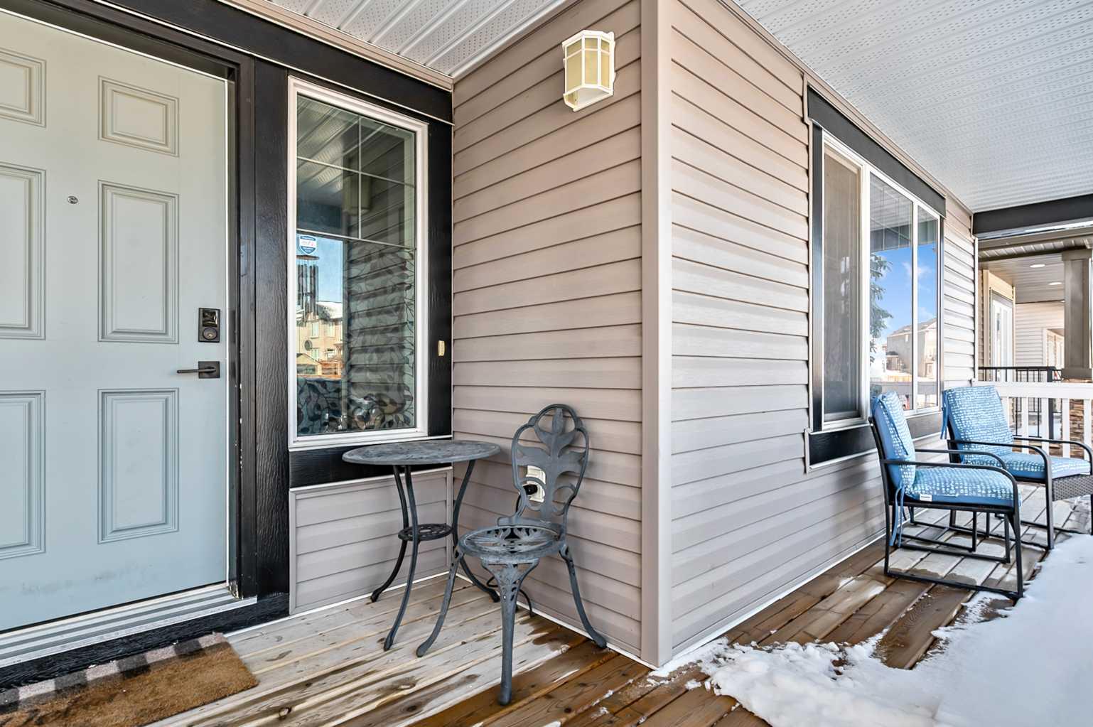 61 Drake Landing Loop